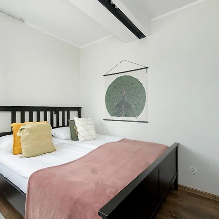 Przytulny I Nowoczesny Apartament Z Miejscem Parkingowym W Katowicach By Noclegi Renters Katowice Zewnętrze zdjęcie