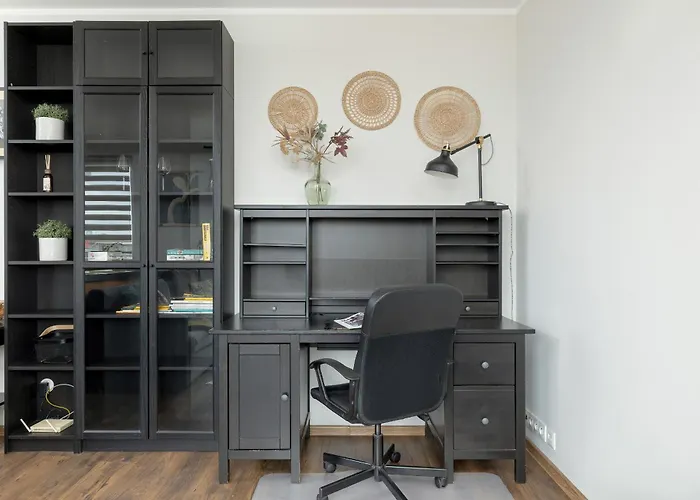 Przytulny I Nowoczesny Apartament Z Miejscem Parkingowym W Katowicach By Noclegi Renters